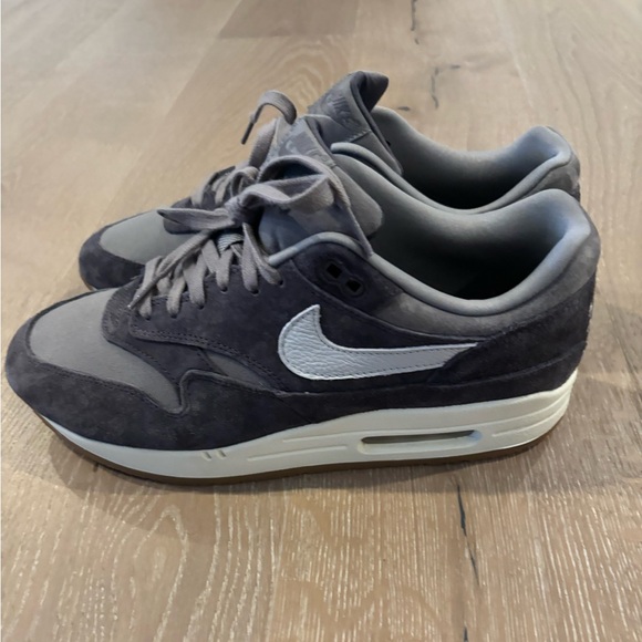 Nike Air Max 1 Wolf Gray 11 w/ Box - Picture 2 of 5